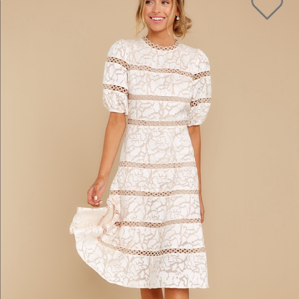 Red Dress Boutique -  WHITE DRESS.